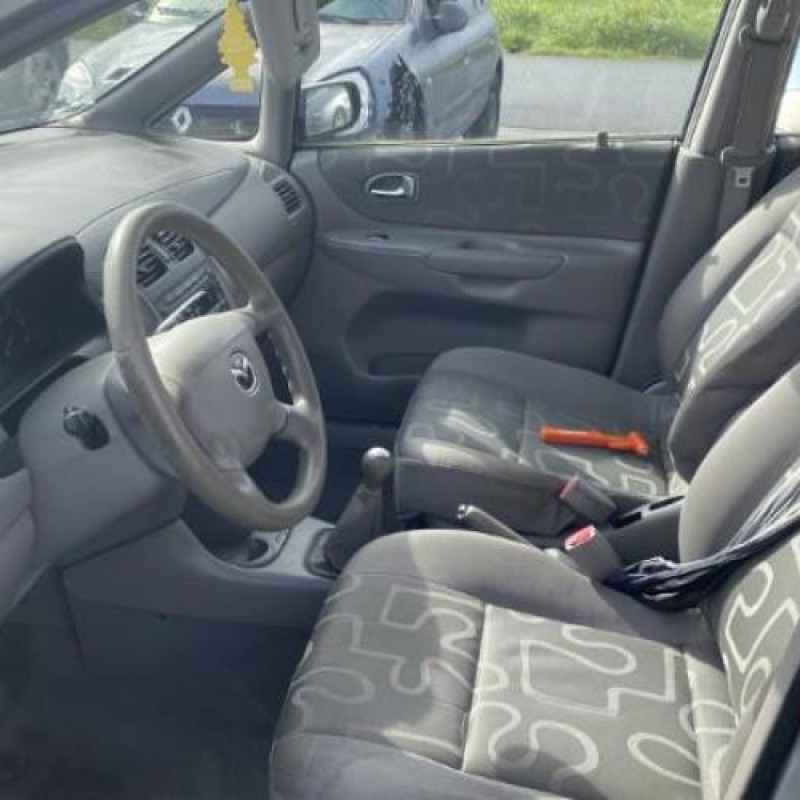 Pare choc avant MAZDA PREMACY Photo n°18