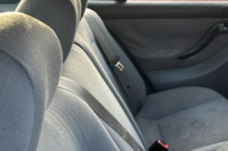Optique avant principal droit (feux)(phare) SEAT LEON 1
