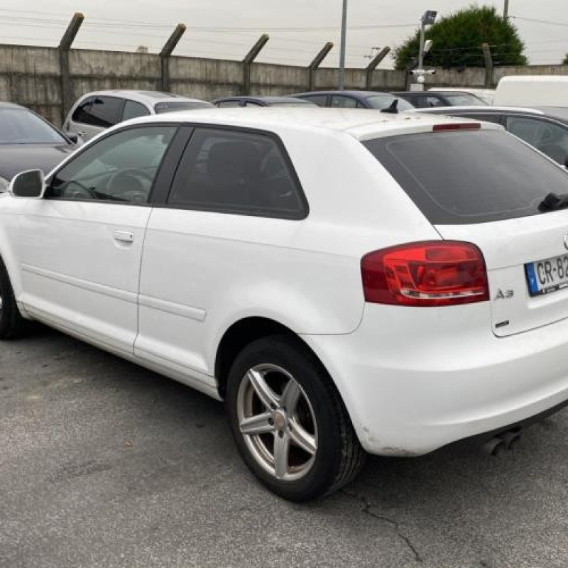 Moteur essuie glace avant AUDI A3 2 Photo n°4