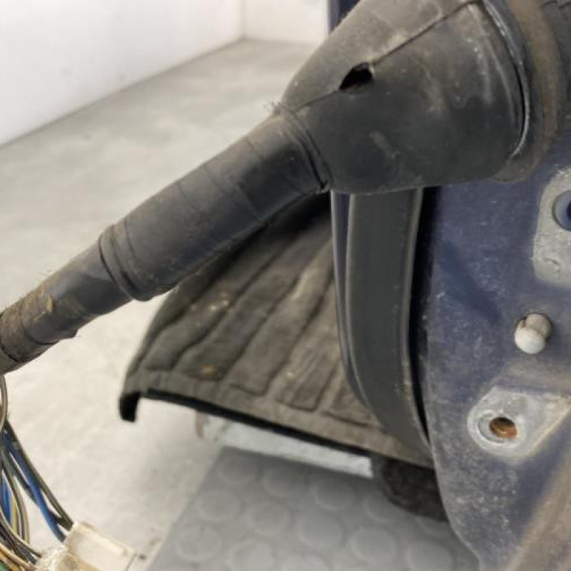 Porte avant gauche TOYOTA YARIS 1 Photo n°5