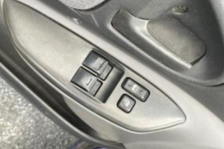 Porte avant gauche TOYOTA YARIS 1