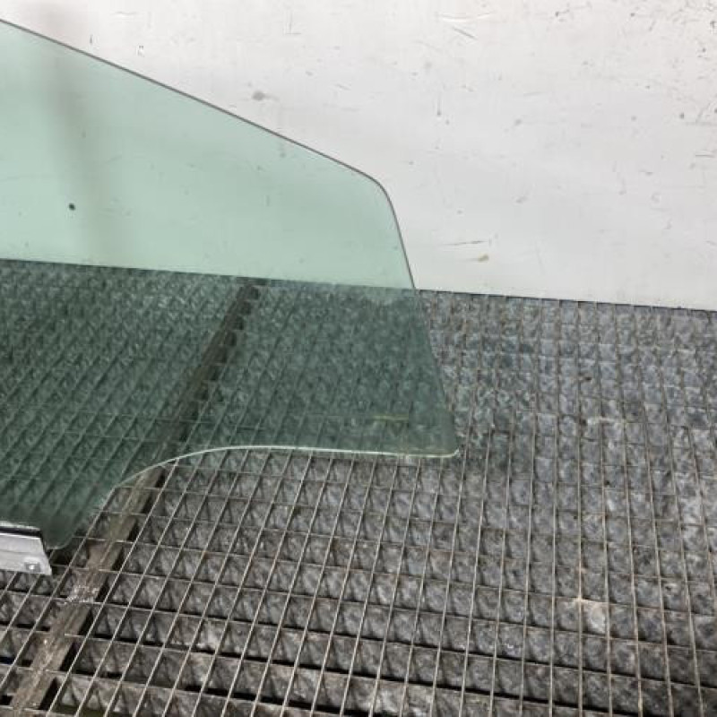 Vitre avant droit OPEL ASTRA H Photo n°3
