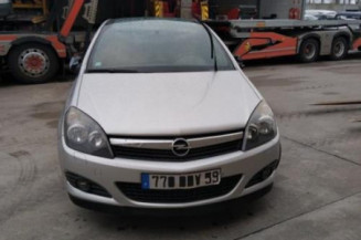 Vitre avant droit OPEL ASTRA H