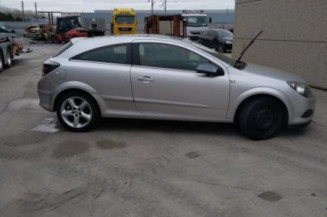 Vitre avant droit OPEL ASTRA H