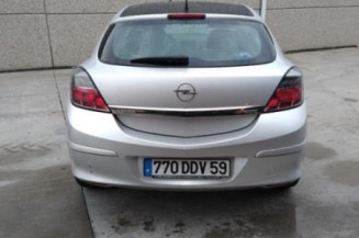 Vitre avant droit OPEL ASTRA H