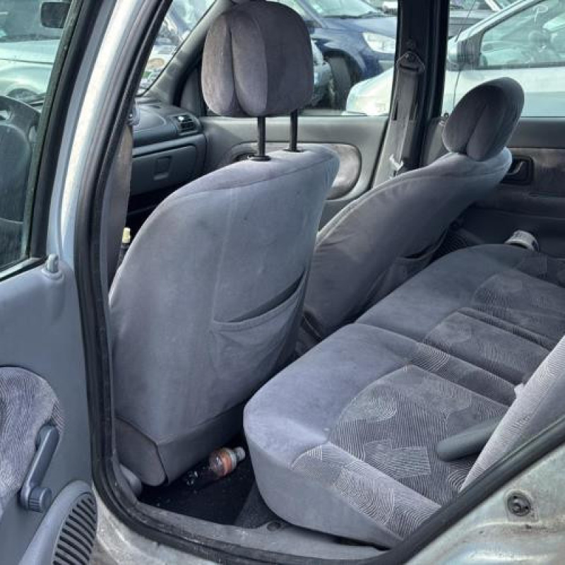 Boite de vitesses RENAULT CLIO 2 Photo n°10