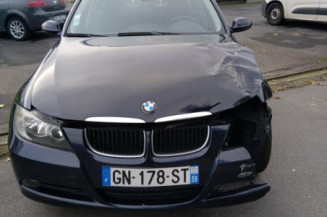 BMW SERIE 3 E90 PHASE 1 318d 2.0D - 16V TURBO Photo n°1
