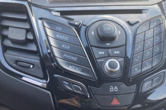 Feu arriere principal gauche (feux) FORD FIESTA 6