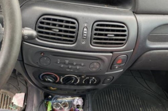 Moteur essuie glace arriere RENAULT MEGANE 1
