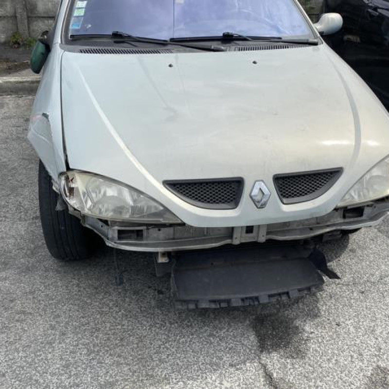 Moteur essuie glace arriere RENAULT MEGANE 1 Photo n°19