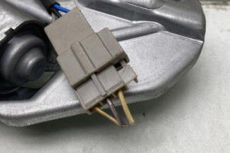 Moteur essuie glace arriere RENAULT MEGANE 1