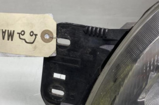 Optique avant principal gauche (feux)(phare) FORD FIESTA 4