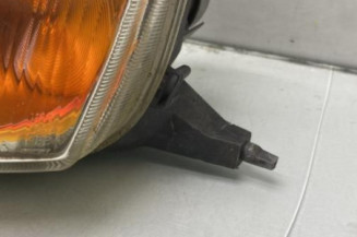 Optique avant principal gauche (feux)(phare) FORD FIESTA 4