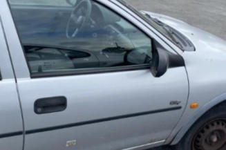 Feu arriere principal gauche (feux) OPEL CORSA B