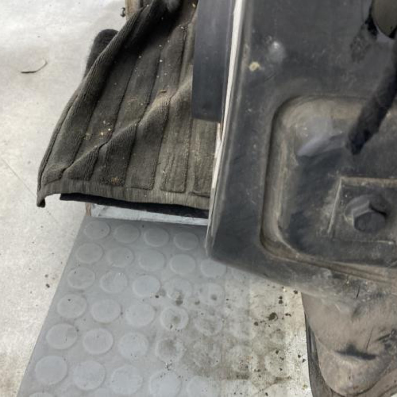 Porte avant gauche FORD KA 2 Photo n°8