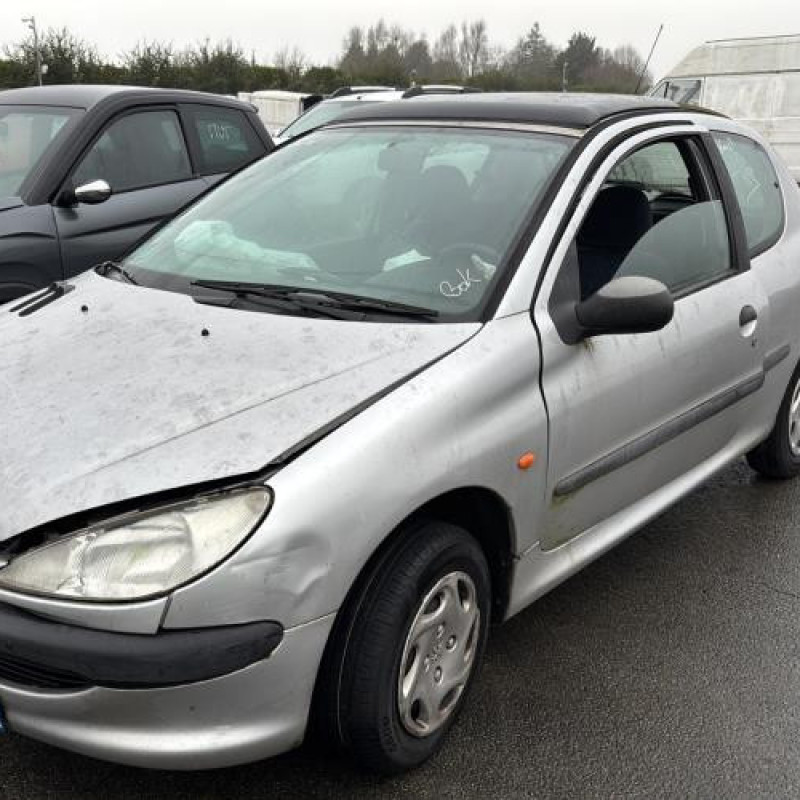 Pare choc avant PEUGEOT 206 Photo n°7