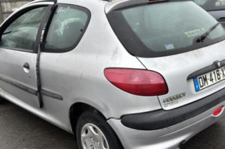 Pare choc avant PEUGEOT 206