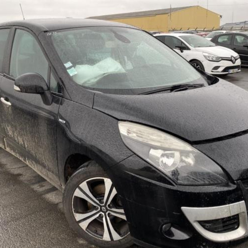 Feu arriere secondaire gauche (feux) RENAULT SCENIC 3 Photo n°5