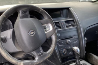 Feu arriere secondaire gauche (feux) RENAULT LATITUDE