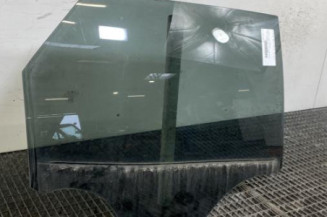 Vitre arriere droit PEUGEOT 3008 2