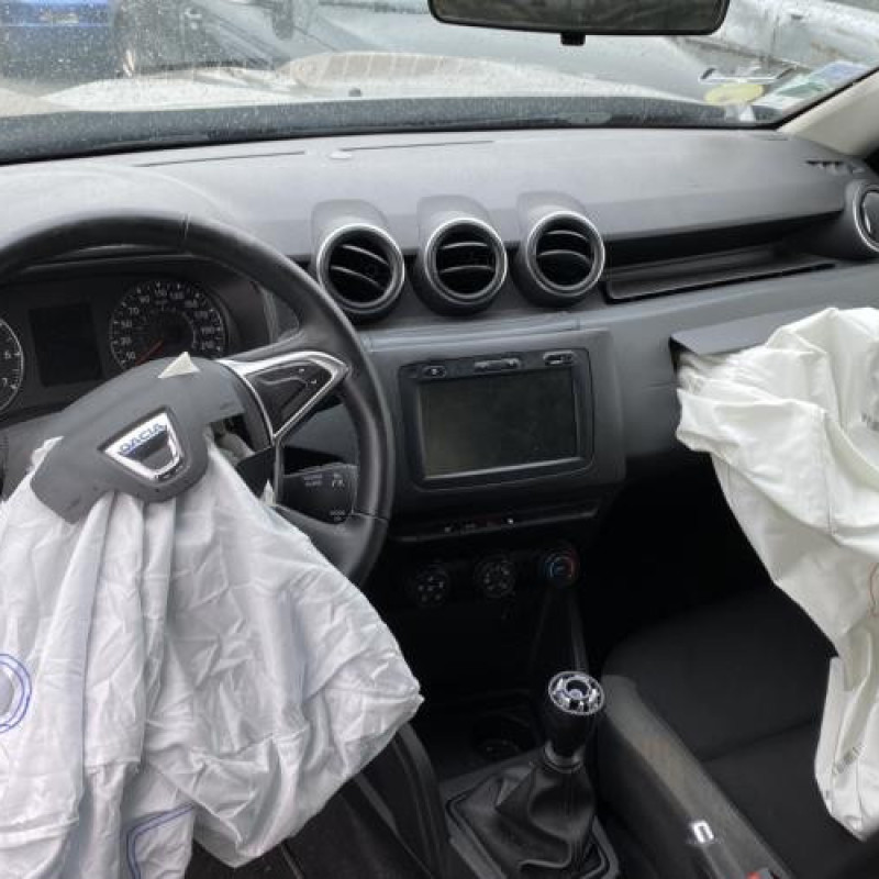 Bouton de warning DACIA DUSTER 2 Photo n°17