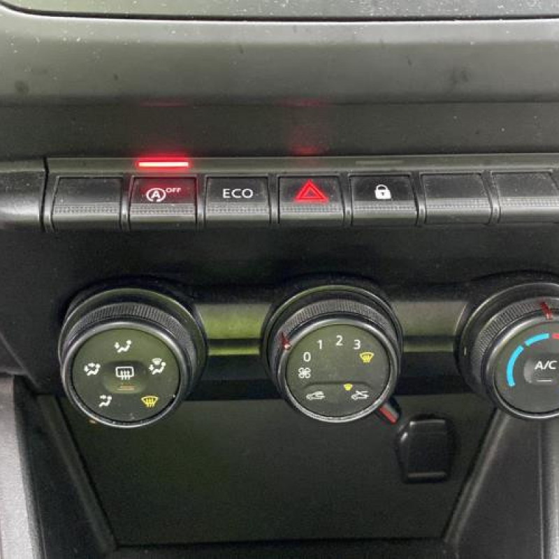 Bouton de warning DACIA DUSTER 2 Photo n°19