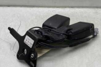Attache ceinture avant droit RENAULT CLIO 4
