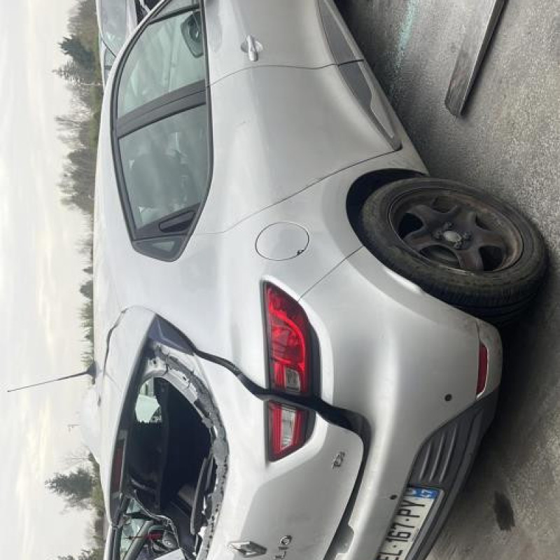 Attache ceinture avant droit RENAULT CLIO 4 Photo n°6