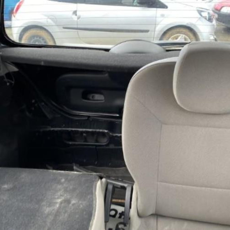 Poignee interieur avant gauche RENAULT TWINGO 2 Photo n°19