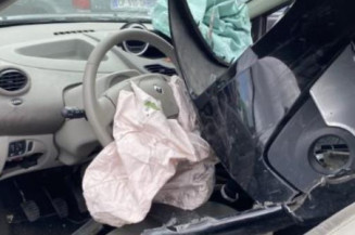 Poignee interieur avant gauche RENAULT TWINGO 2