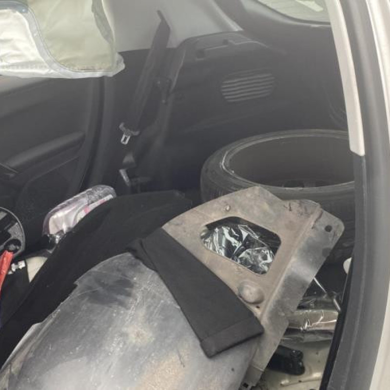 Ceinture arriere droit PEUGEOT 208 1 Photo n°11