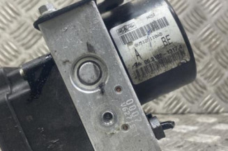Bloc ABS (freins anti-blocage) FORD FIESTA 6