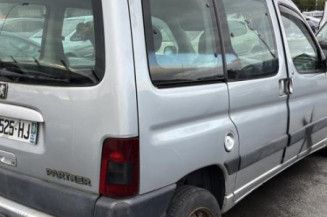 Calandre PEUGEOT PARTNER 1