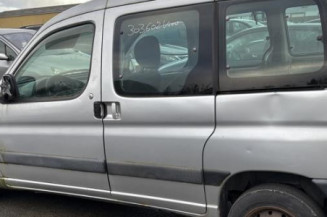 Calandre PEUGEOT PARTNER 1