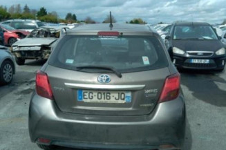 Serrure avant droit TOYOTA YARIS 3