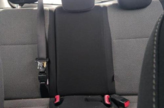 Serrure avant droit TOYOTA YARIS 3