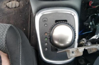 Serrure avant droit TOYOTA YARIS 3