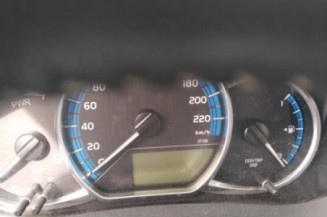 Serrure avant droit TOYOTA YARIS 3