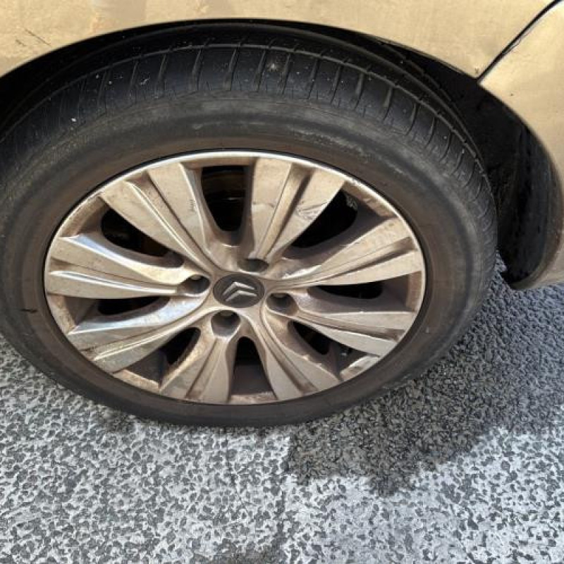 Vitre arriere droit CITROEN C3 PICASSO Photo n°14