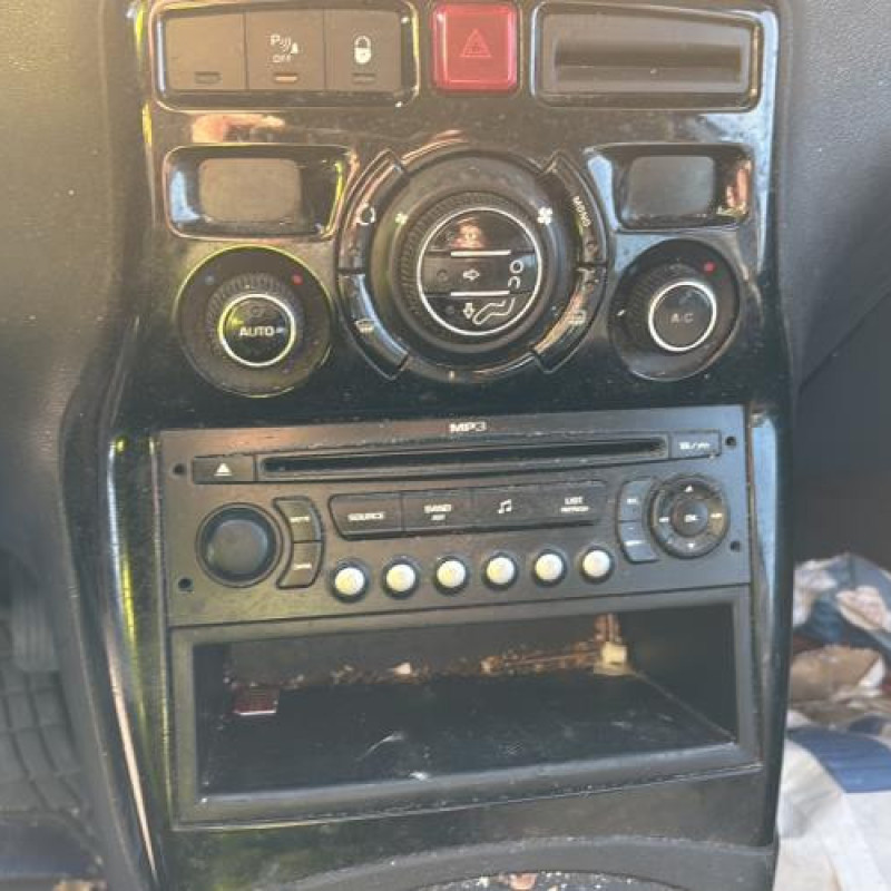 Vitre arriere droit CITROEN C3 PICASSO Photo n°16