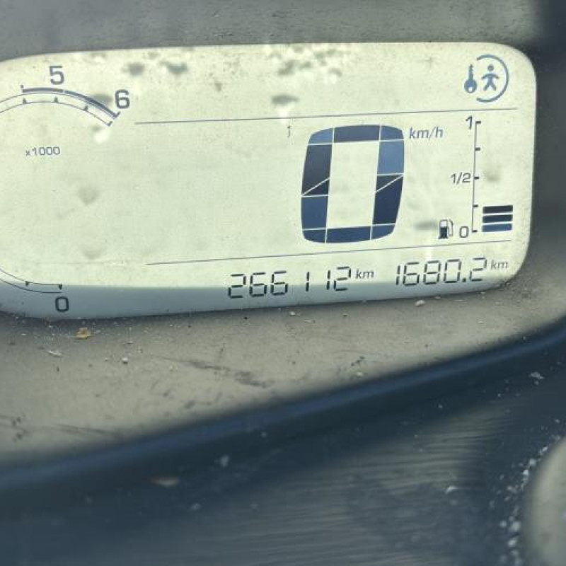 Vitre arriere droit CITROEN C3 PICASSO Photo n°17