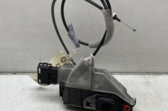 Serrure arriere droit PEUGEOT 3008 2