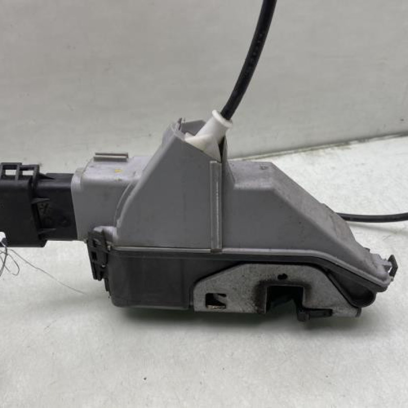 Serrure arriere droit PEUGEOT 5008 1 Photo n°5
