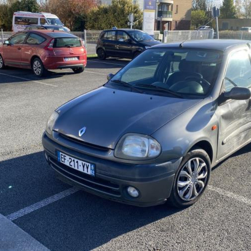 Moteur RENAULT CLIO 2 Photo n°6