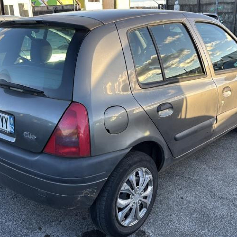Moteur RENAULT CLIO 2 Photo n°18
