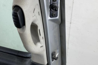 Porte laterale gauche PEUGEOT PARTNER 1