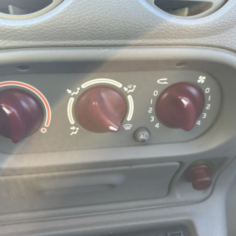 Amortisseur avant gauche RENAULT TWINGO 1 Photo n°16