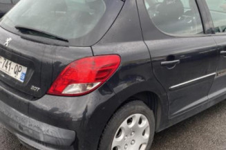 Pompe à carburant PEUGEOT 207