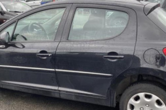 Pompe à carburant PEUGEOT 207