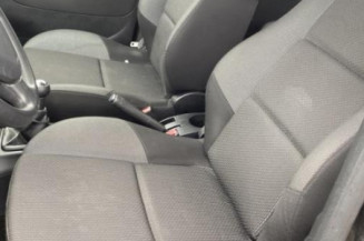 Pompe à carburant PEUGEOT 207